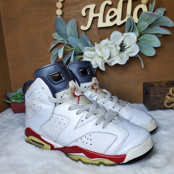 Nike Air Jordan Retro GS White Varsity Red Size